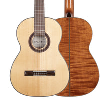 Load image into Gallery viewer, Calnova Classical Guitar A1 Spruce Top &amp; Flamed Mahogany Back
